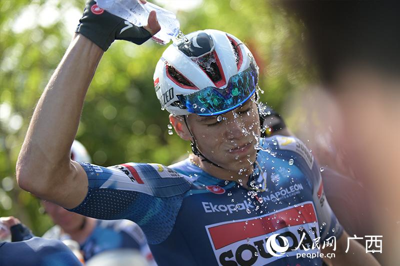 entit, 环广西, amp